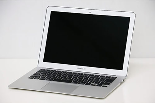 Apple MacBook Air 13-inch Mid 2011 MC966J/A | 中古買取価格：40,000円