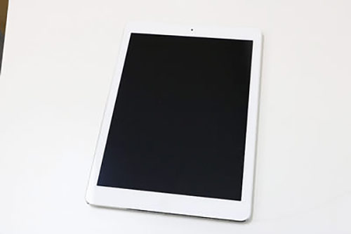 Apple iPad Air Wi-Fi+Cellular 64GB MD796ZP/A シルバー SIMフリー | 中古買取価格：18,000円