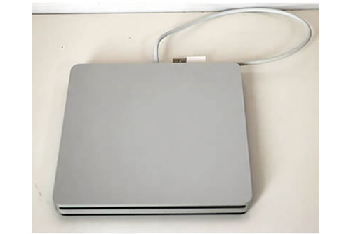 Apple USB SuperDrive スーパードライブ MD564ZM/A | 中古買取価格1,500円