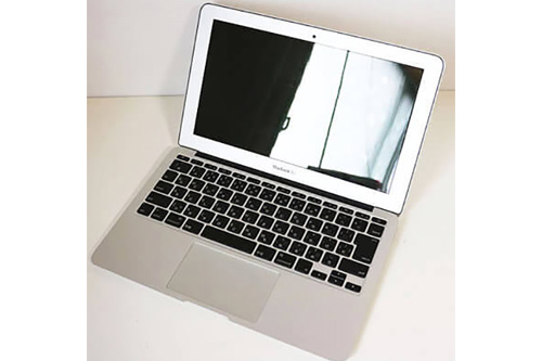 Apple MacBook Air 11-inch Late 2010 MC506J/A | 中古買取価格10,000円