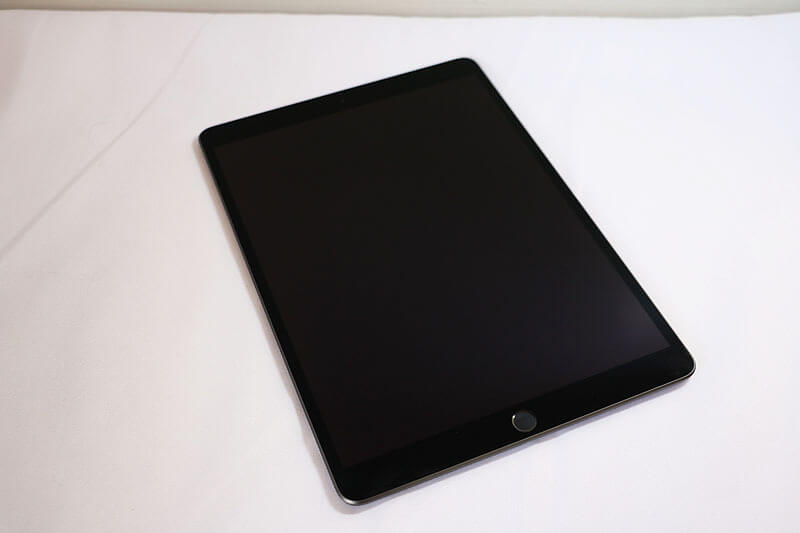 Apple iPad Air 第3世代 MUUQ2J/A 256GB｜中古買取価格41,000円