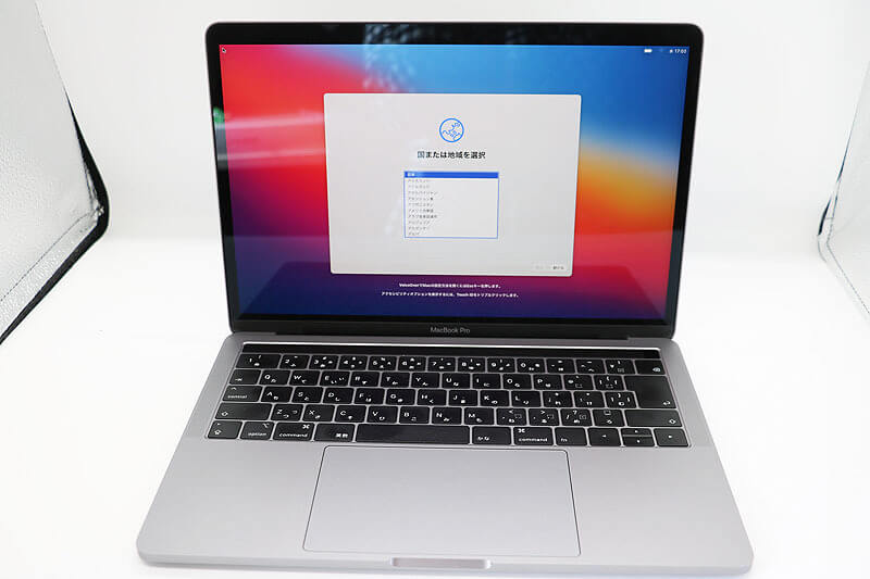 Apple MacBook Pro 13-inch 2018 Four Thunderbolt 3 Ports｜中古買取価格58,000円