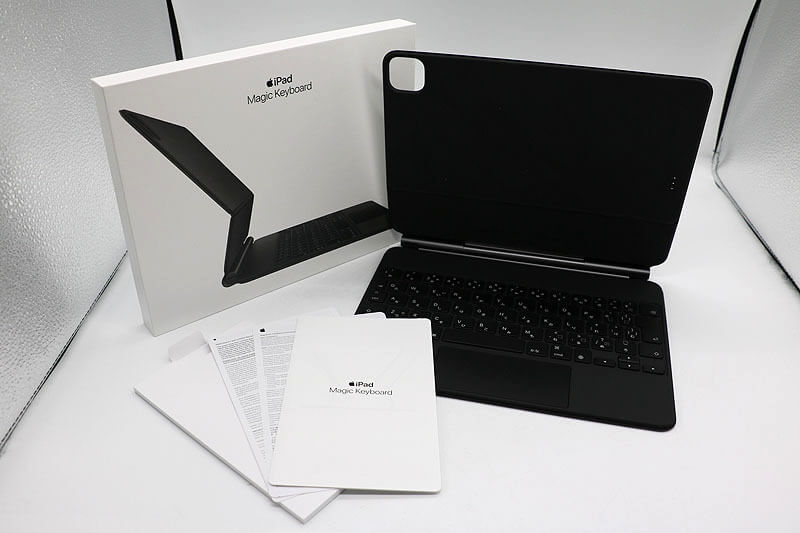 Apple iPad Magic Keyboard MXQT2J/A｜中古買取価格15,500円