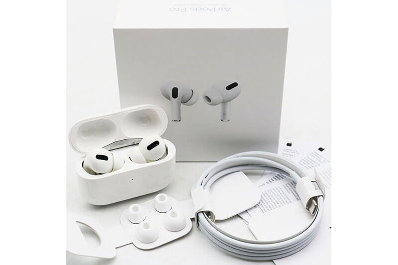 Apple AirPods with Wireless Charging Case 第1世代 MWP22J/A｜中古買取価格6,000円
