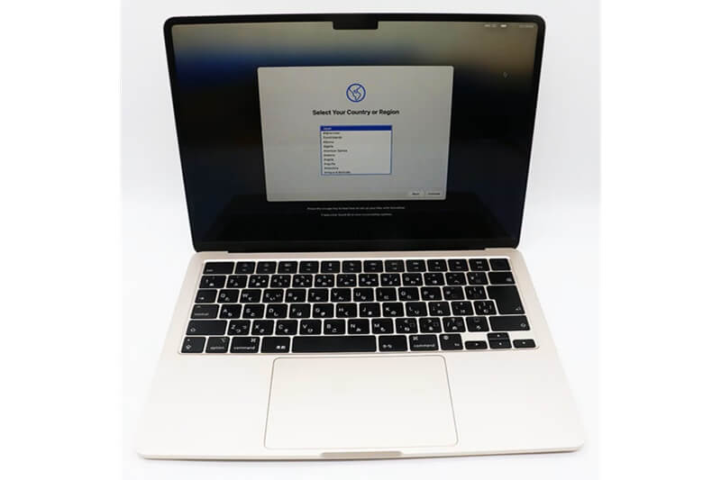 Apple MacBook Air M2 2022 スターライト 8GB/SSD 256GB｜中古買取価格55,000円