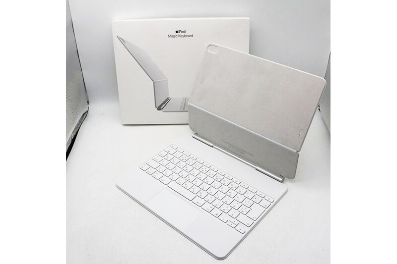 Apple 13インチiPad Air M4 用 Magic Keyboard MDFW4J/A ホワイト Japanese 日本語 Model：A3340｜中古買取価格20,000円