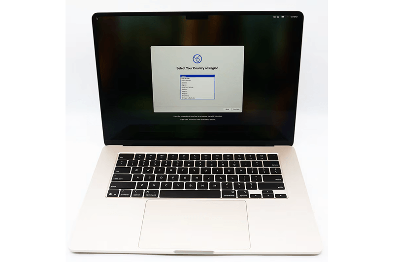 Apple MacBook Air 15-inch, M4, 2025 512GB スターライト 24GB/SSD 512GB|中古買取価格130,000円